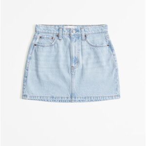 Abercrombie Denim Mini Skirt, Light Wash, Size 29, NWT